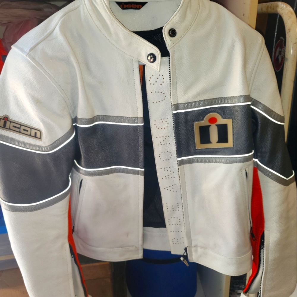 Icon Neo Daytona womens moto leather jacket with elbow armor
